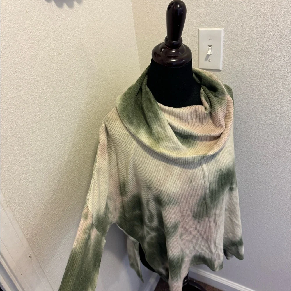 2 FOR $20 StatusChenault Oversized Cowl Neck Sweater Hi-Low Tie Dye Green XS NEW - Picture 2 of 11
